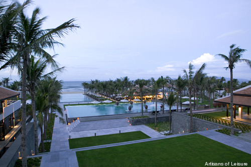 424-Pools at Nam Hai.jpg